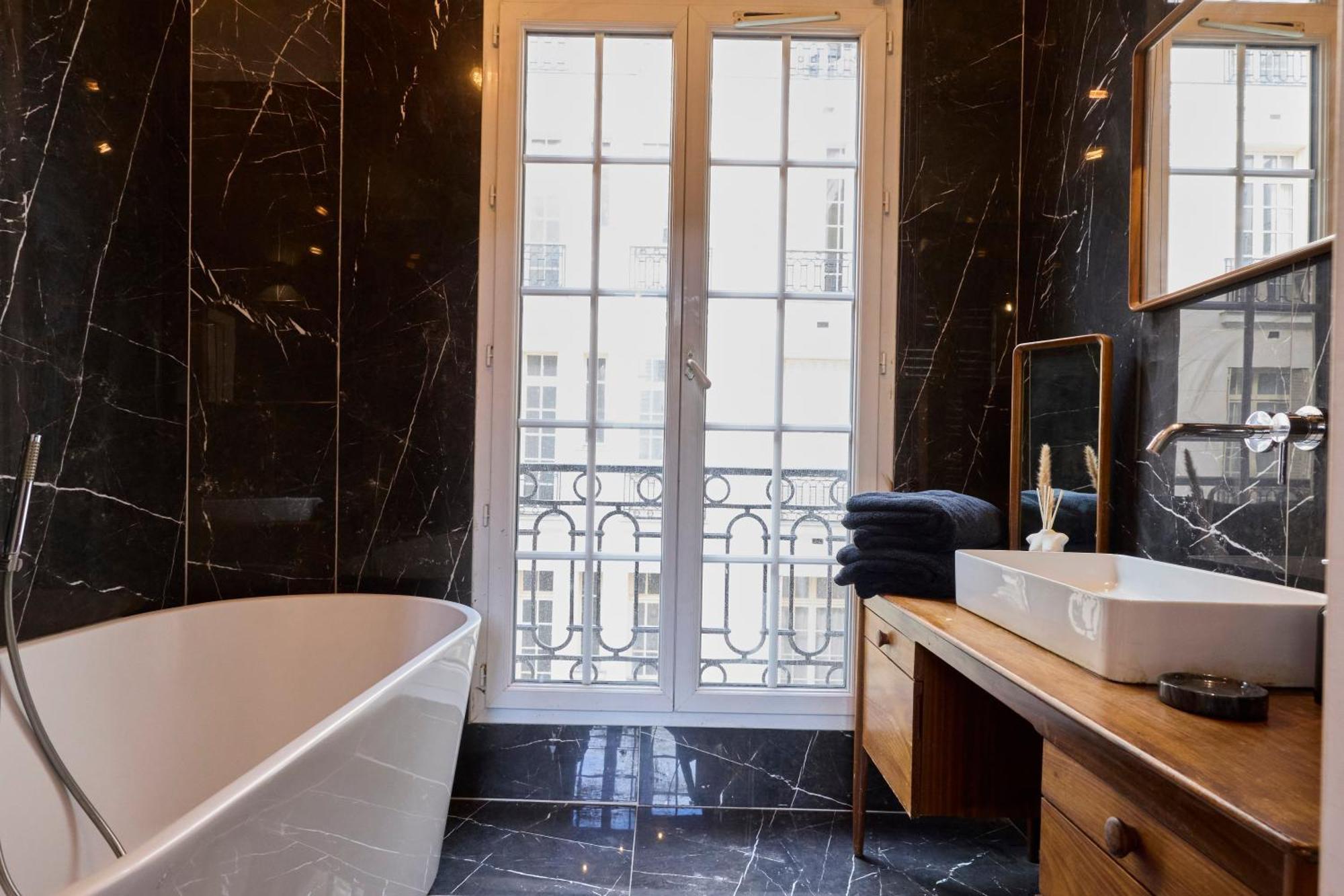 Un Studio Cosy Au Coeur De Paris 17 Batignolles , Monceau ภายนอก รูปภาพ